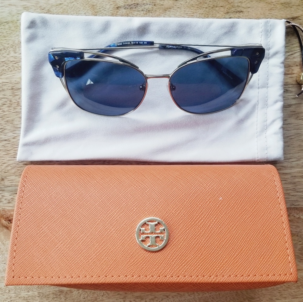 NWOT Tory Burch Open Wire Cat-Eye Sunglasses